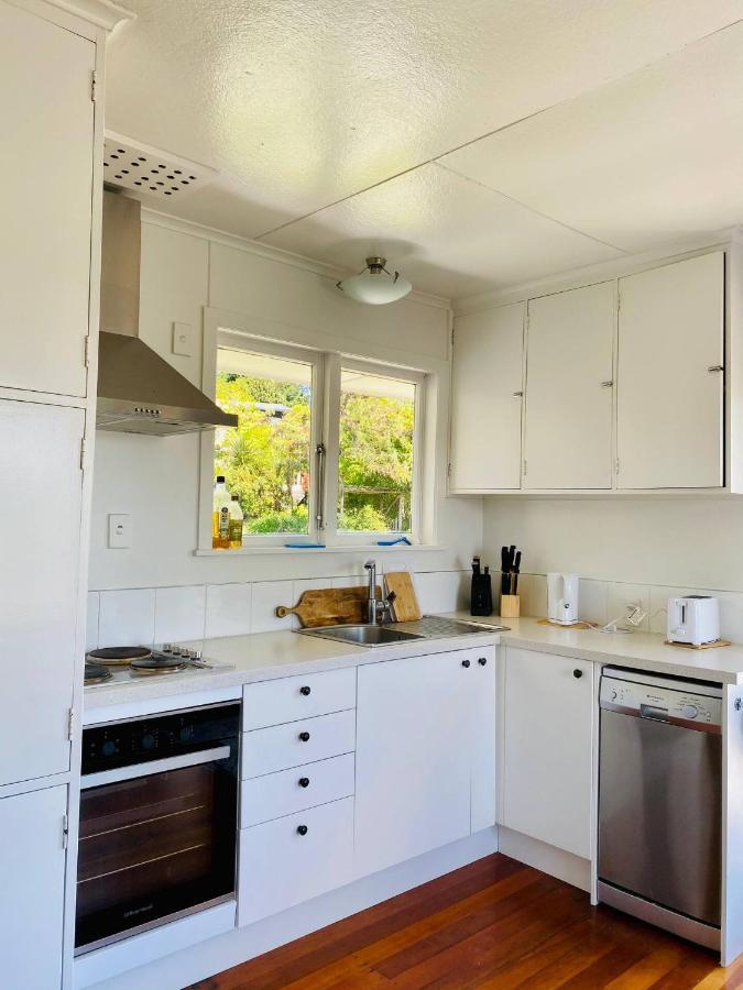 Serene Lake Taupo Abode Extérieur photo